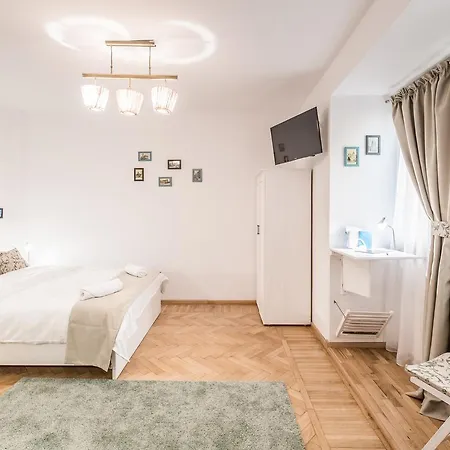 Old Town By Citylife Suites Appartement Boekarest