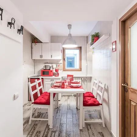 Appartement Old Town By Citylife Suites *